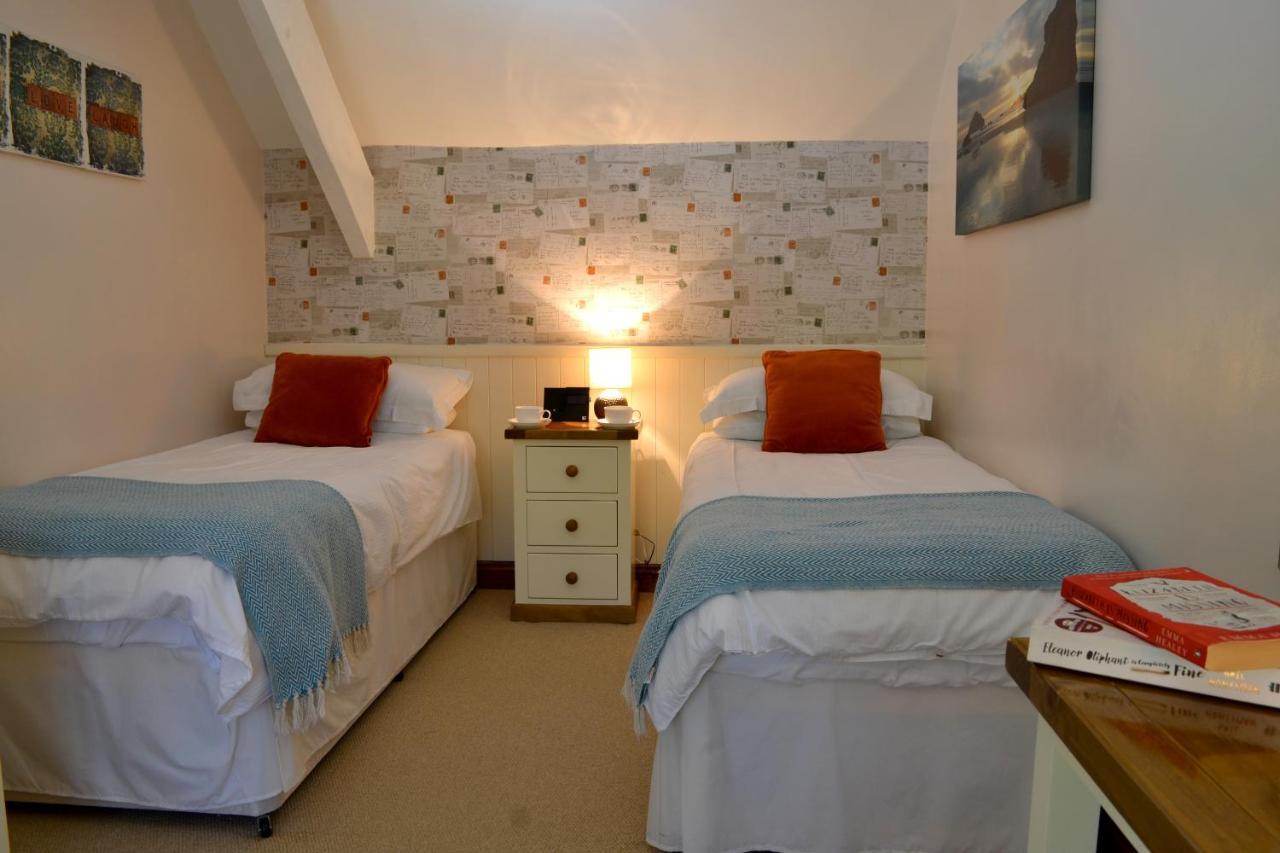 Petrock Holiday Cottages Newton Saint Petrock Bagian luar foto